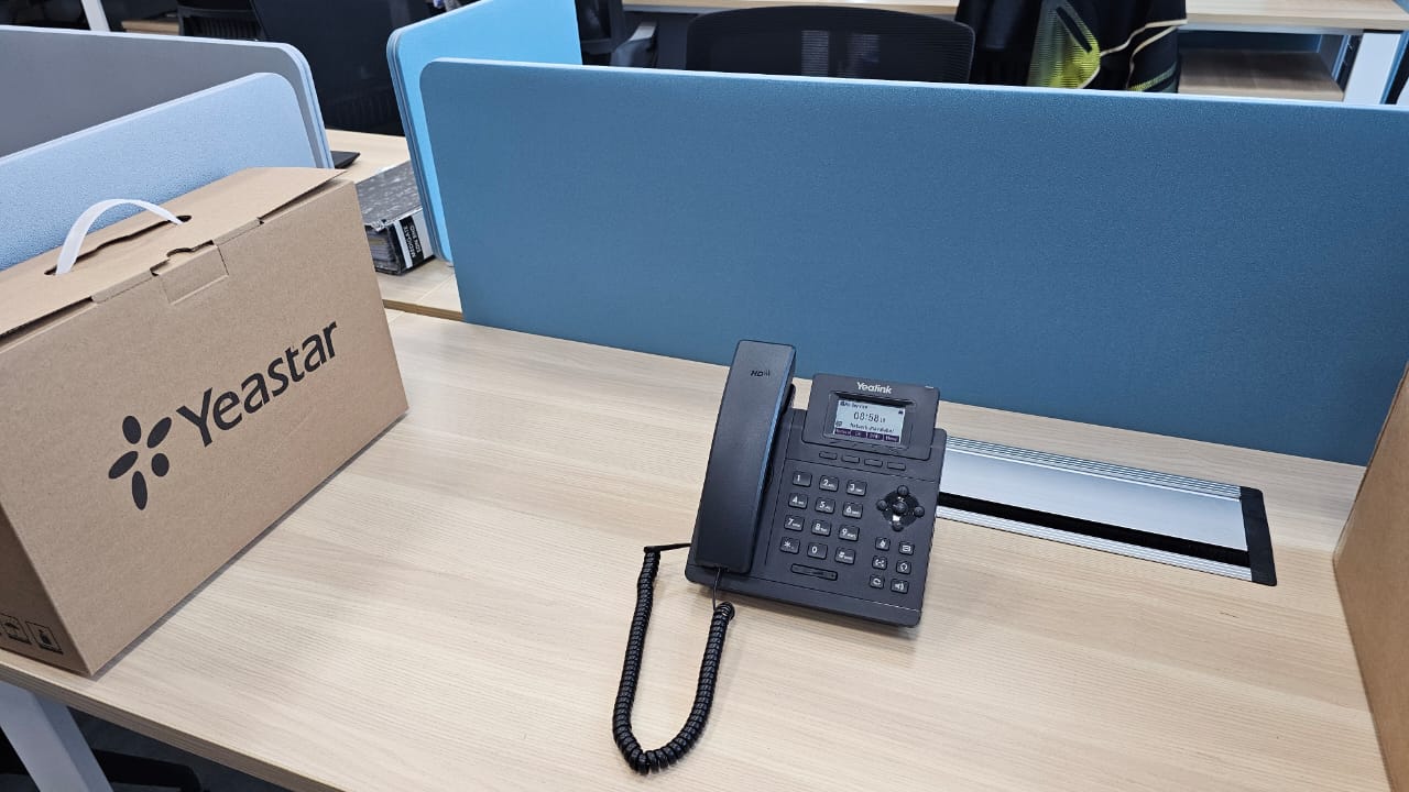 Cloud PBX customer setup with office IP phones