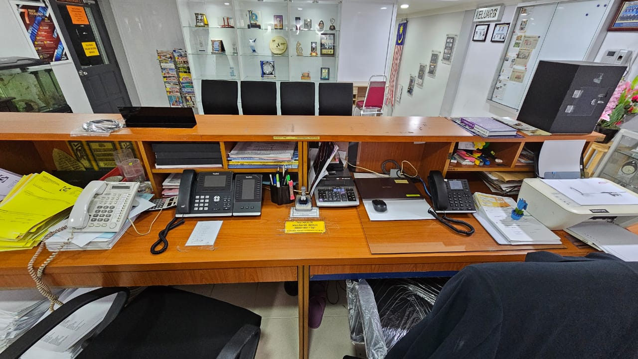 Cloud PBX customer setup with office IP phones