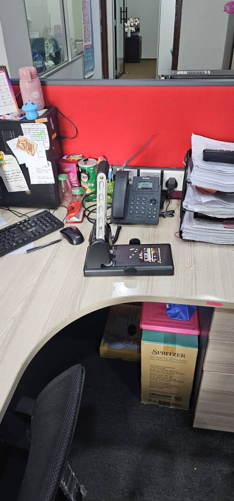 Cloud PBX customer installation with IP phone equipment